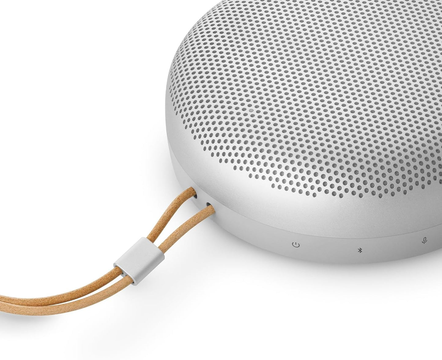 Bang & Olufsen Beosound A1 3rd Gen. Bluetooth Lautsprecher Natural Aluminium